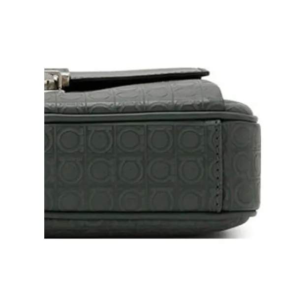FERRAGAMO Leather Clutch Women's Green-5