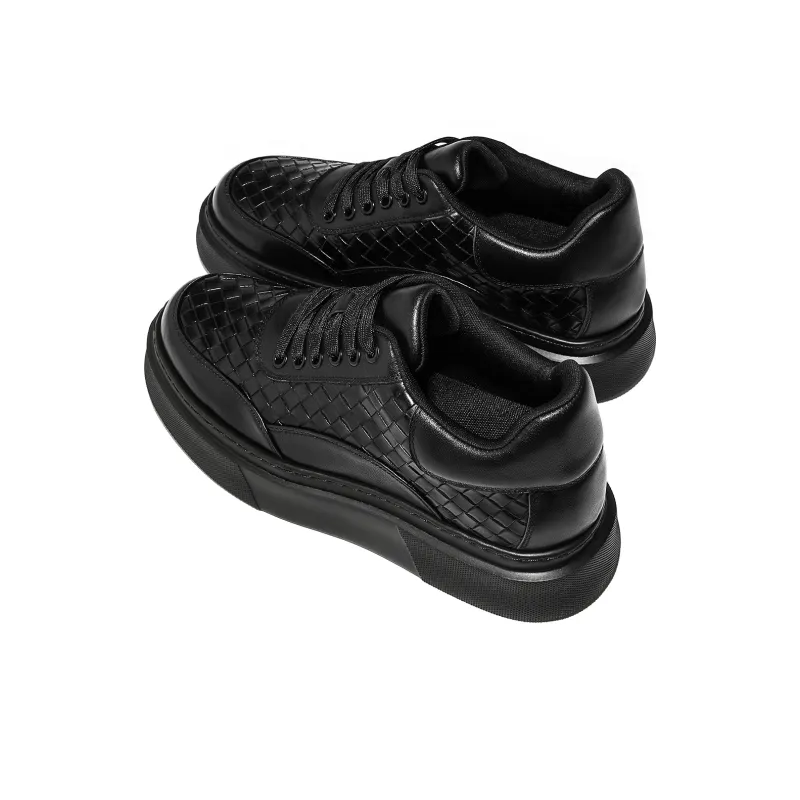 CHINT Low Top Skateboard Shoes Men's Black-2