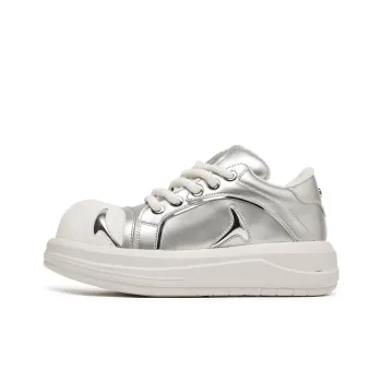 Hong Kong Meng Slip Resistant Cushioning Height Increasing Low Top Skateboard Shoes Unisex Silver