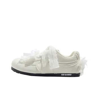 RUN MANNER Breathable And Lightweight Low Top Casual Shoes Women's White
