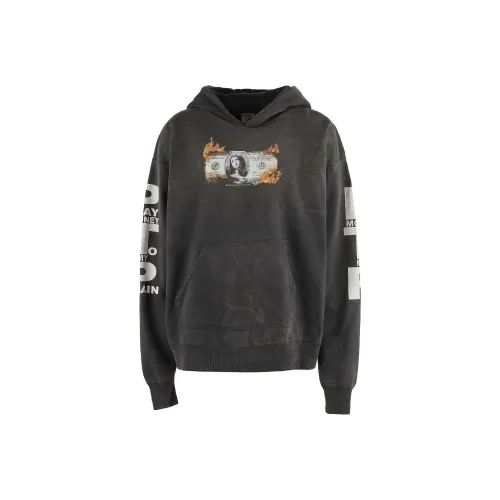 Hoodies & Sweatshirts