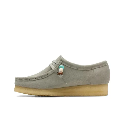 Clarks Wallabee Ankle Boots Women's Light Gray