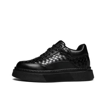CHINT Low Top Skateboard Shoes Men's Black