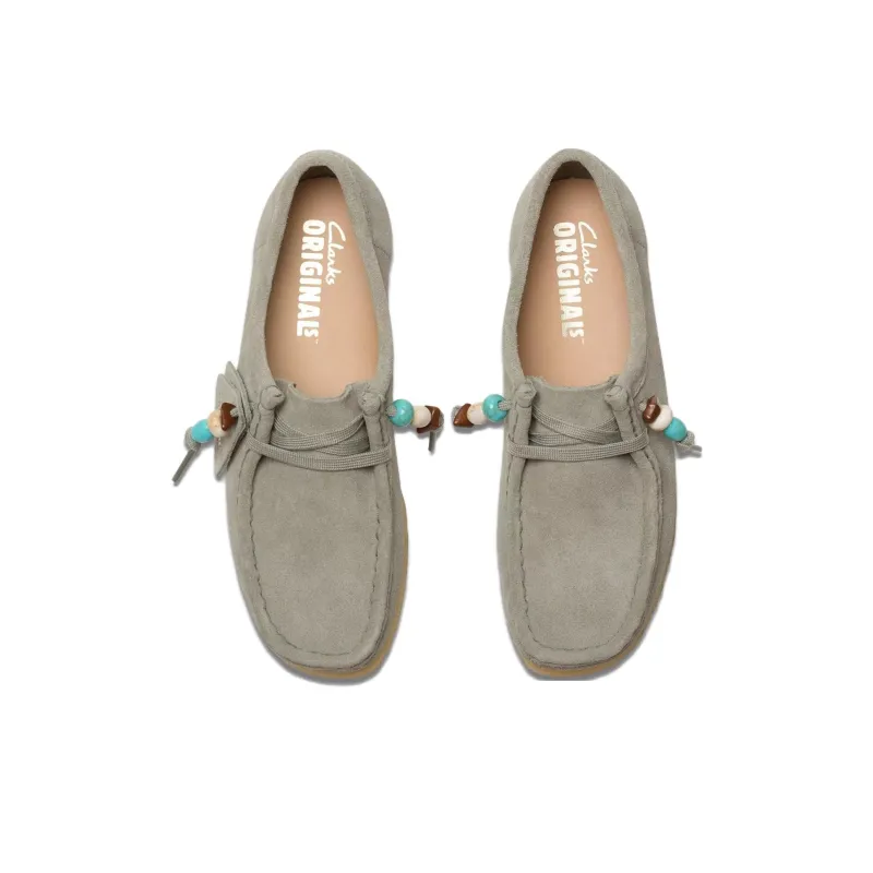 Clarks Wallabee Ankle Boots Women's Light Gray-3