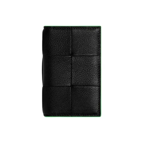 Bottega Veneta CASSETTE Cow Leather Card Holder Men's Black & Parrot Green