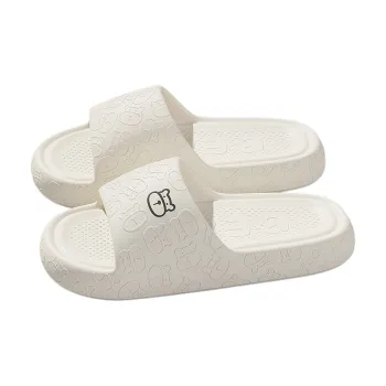 LUNNIFEIYA Slippers / Home Slippers