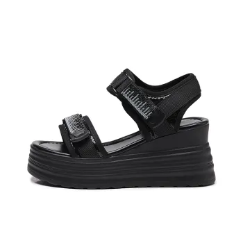 Bull Charm Beach Sandals Women's Black
