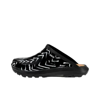 AIGLE CORLAY PRINT Closed Toe Slippers Women's Black White