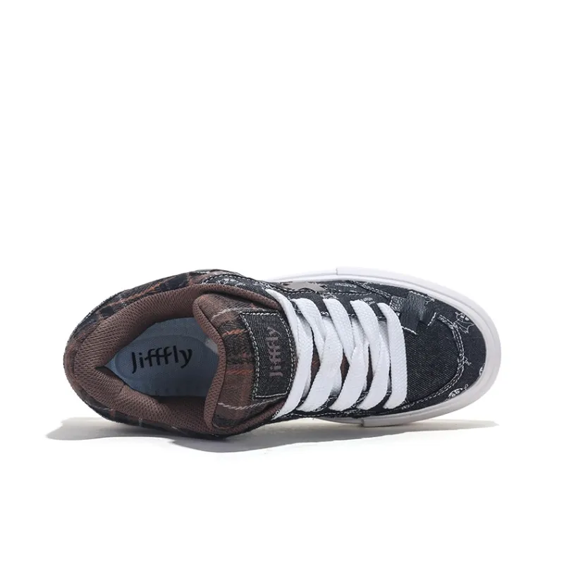 SHINCHAN x Jifffly Abrasion Resistant Balance Lightweight Low Top Skateboard Shoes Unisex Black-5
