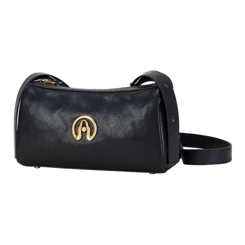 Hush Puppies Sheepskin Shoulder Bag Medium Size Women's Black-2