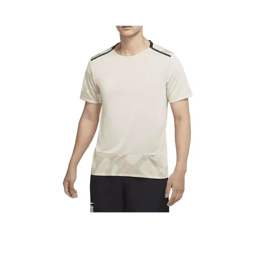 Nike T Shirt Men's Rattan Yellow