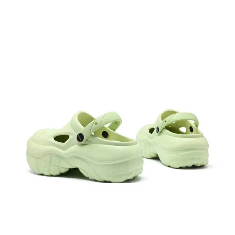 DAPHNE Clogs Women's Light Green-3
