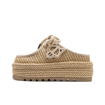 Naked Wolfe Blizzard Abrasion Resistant Closed Toe Slippers Women's Beige