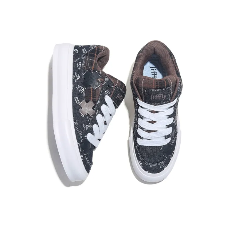 SHINCHAN x Jifffly Abrasion Resistant Balance Lightweight Low Top Skateboard Shoes Unisex Black-4