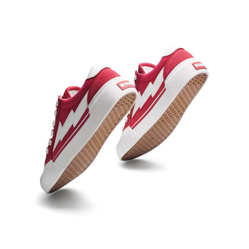 MINISO Lightning Vengeance Storm Collection Low-Top Skateboard Shoes Unisex-6