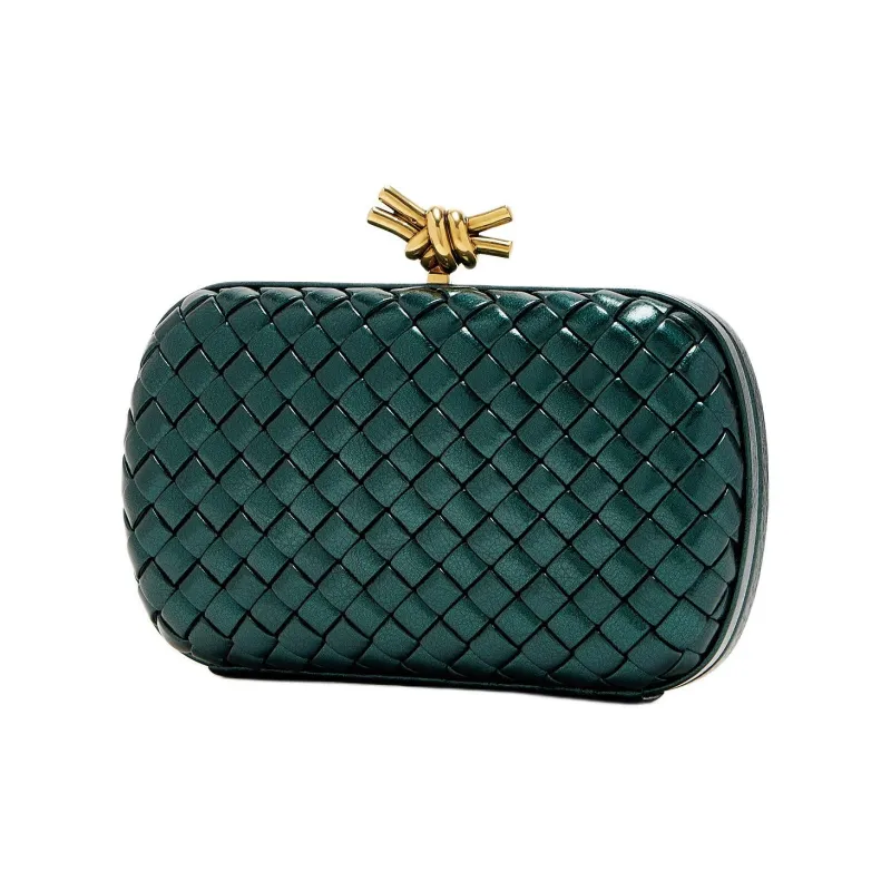 Bottega Veneta Knot Leather Clutch Women's Green-1