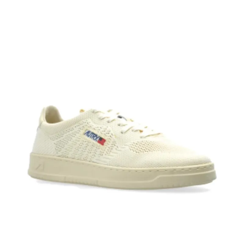 AUTRY Easeknit Low Top Skateboard Shoes Women's Apricot-1