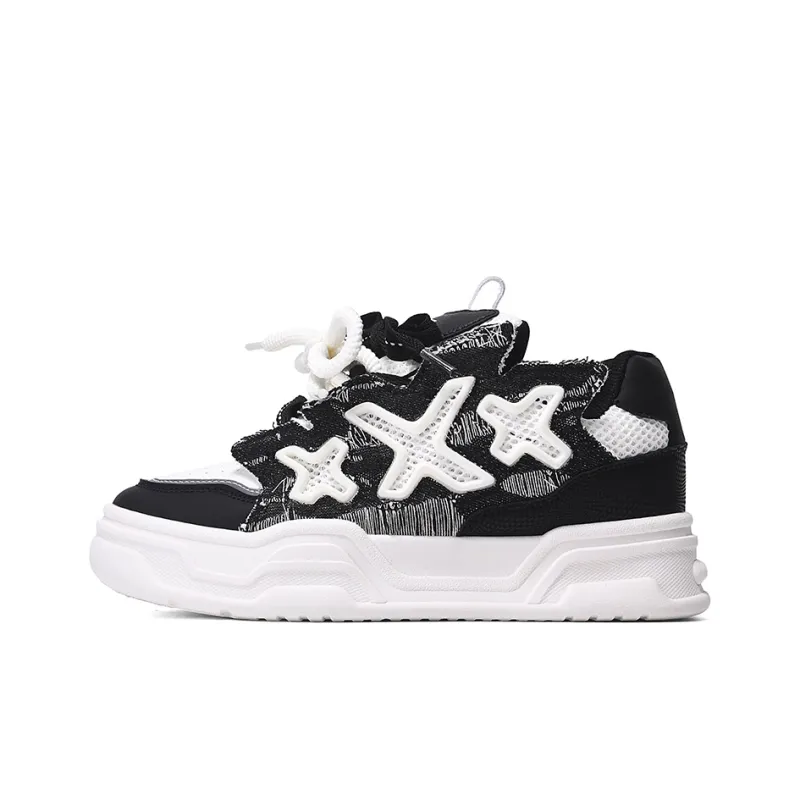 SUPEREDGE Coverage Slip Resistant And Abrasion Resistant Low Top Skateboard Shoes Men's White Black-0
