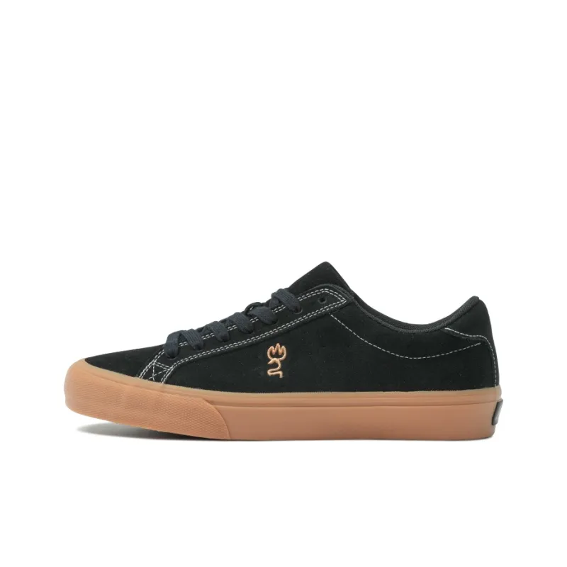 GOLUCK Big Dipper Cushioning, Abrasion Resistant, Slip Resistant Low Top Skateboard Shoes Unisex Black-0