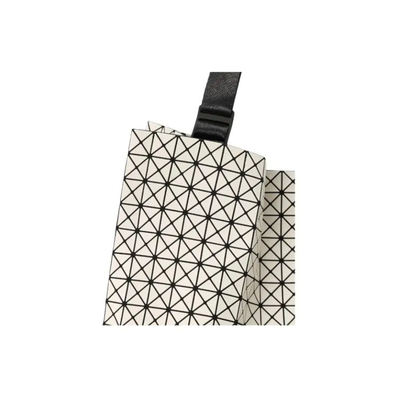ISSEY MIYAKE Polyurethane Tote Bag, Shopping Bag, Handbag Regular Men's Sandy Beige-3