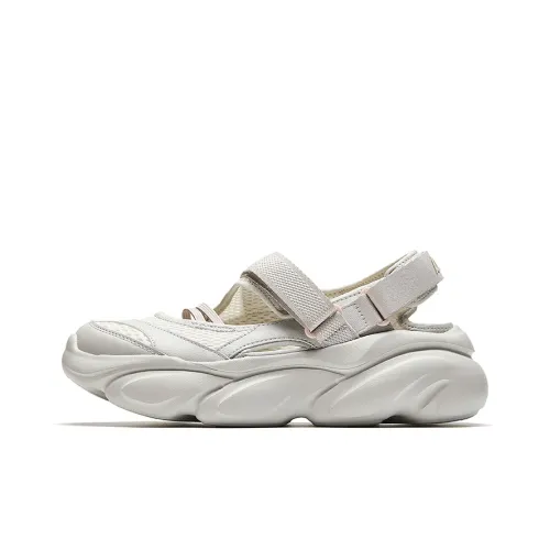 Anta Anti Slip Wear Resistant River Trekking Shoes Women's White Gray