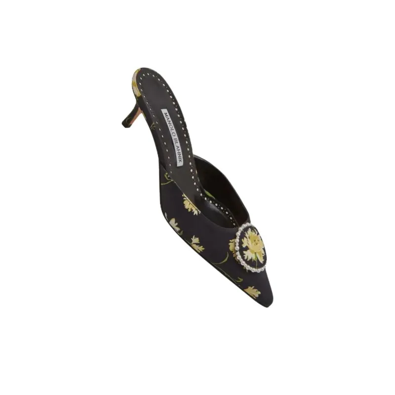 MANOLO BLAHNIK Slip Resistant Closed Toe Slippers Women's Black-3