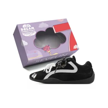 7 SEVFUN Slip Resistant Low Top Casual Shoes Unisex Black