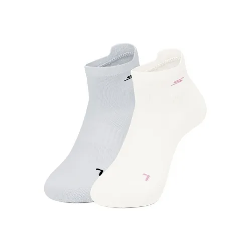 Skechers Wilderness Outdoor Collection Comfortable Sports Collection Ankle Socks Women's 2 Pack White/Glacier Gray 05U9