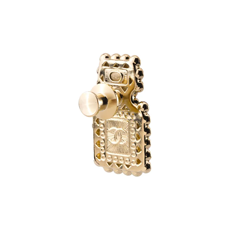 CHANEL 22c Early Spring Brooches Unisex Gold-3