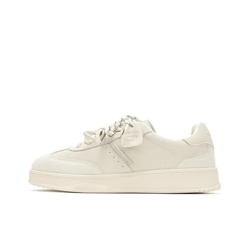 WANDER AROUND Slip Resistant, Abrasion Resistant, Breathable Low Top Skateboard Shoes Women's White