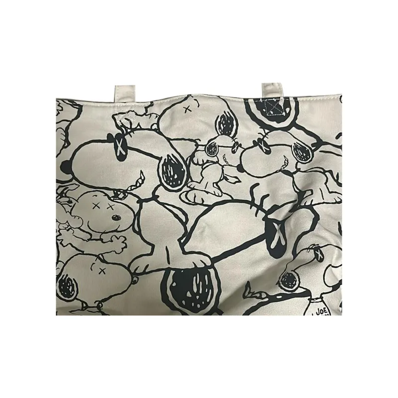 UNIQLO KAWS X PEANUTS Collaboration Cotton Handbag Regular Unisex White & Black-3