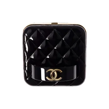 CHANEL 21K Winter Resin Glass With Goat Patent Leather Clutch Makeup Box Makeup Bag Women's Black