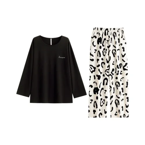 Yue Nei Women's Pajama Sets