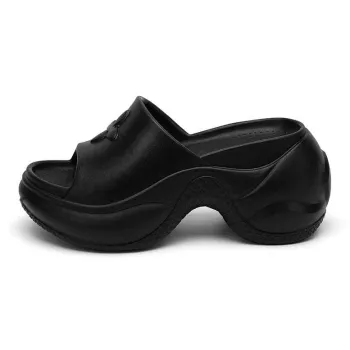 YEGGY Slippers / Home Slippers