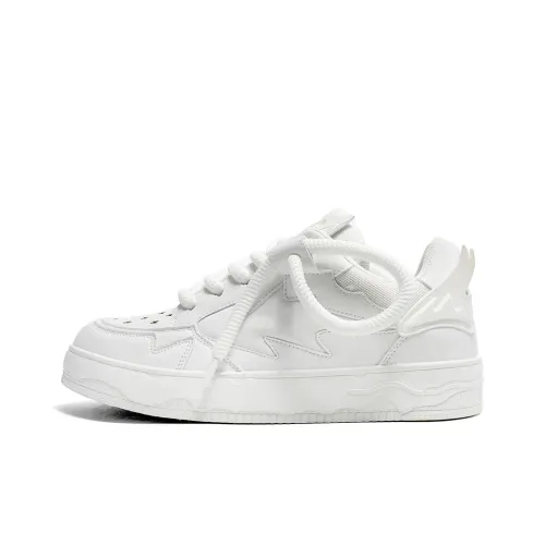 SUPEREDGE Wrapping, Wear Resistant And Non Slip Low Top Skateboard Shoes Unisex