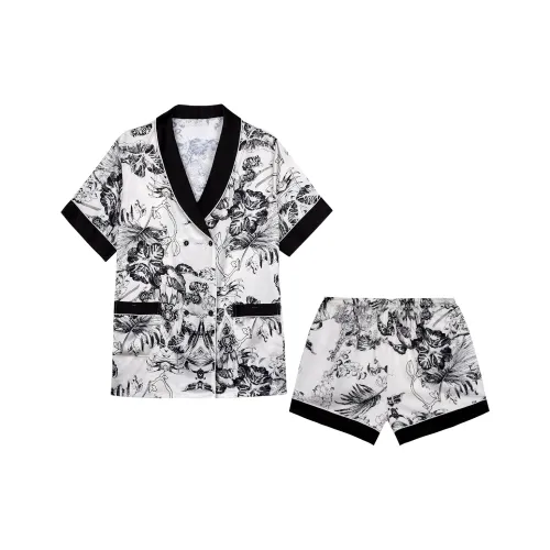 IIZZINI Pajama Set Women's Image Color