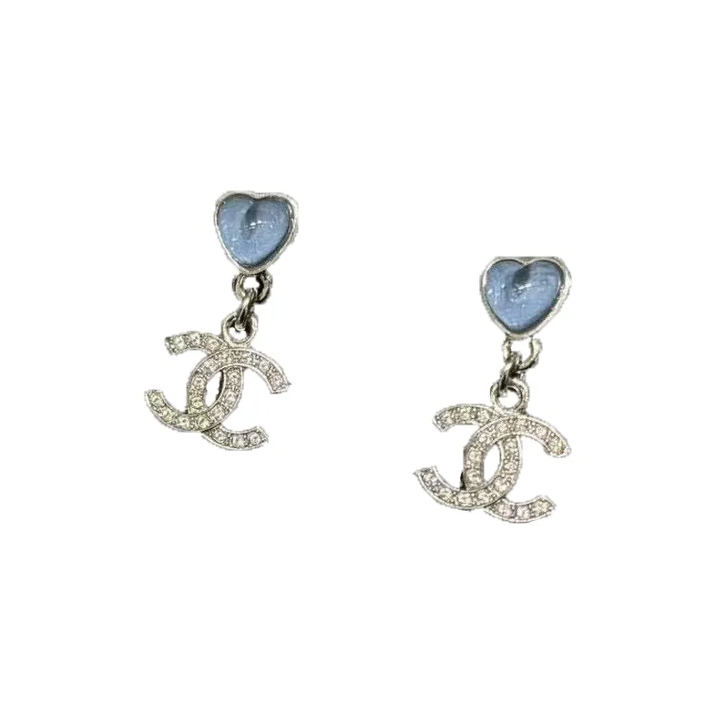 CHANEL Heart Shaped Design Earrings Unisex-0