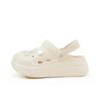 DAPHNE Clogs Women's