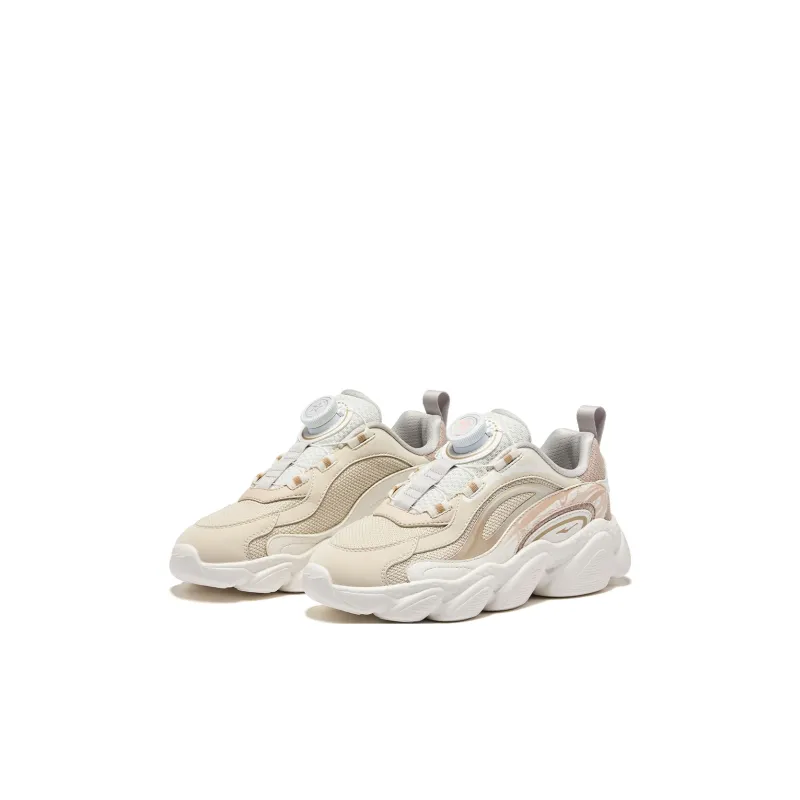 ERKE KIDS Slip-Resistant Cushioning Wear-Resistant Low-Top Kids Lifestyle Shoes Warm Linen/Light Crystal White Kids'-1