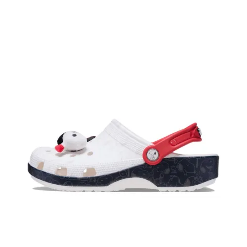 Crocs Classic Clog Peanuts Snoopy