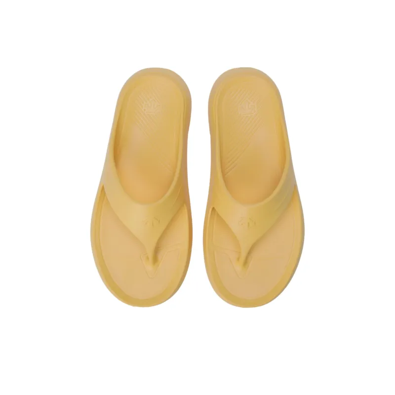 DESCENTE D Wave Abrasion Resistant Slip Resistant Flip Flops Unisex Yellow-3