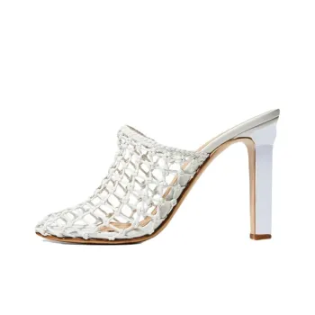 FERRAGAMO Slip Resistant Closed Toe Slippers Women's White