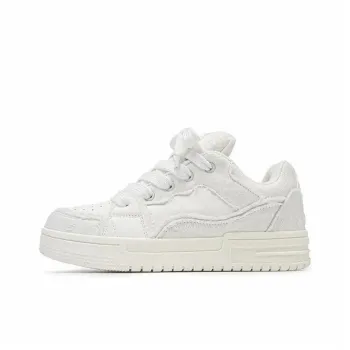 DM Abrasion Resistant Low Top Skateboard Shoes Unisex