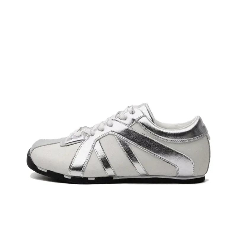 FANNAISHI Low Top Skateboard Shoes Women's-8