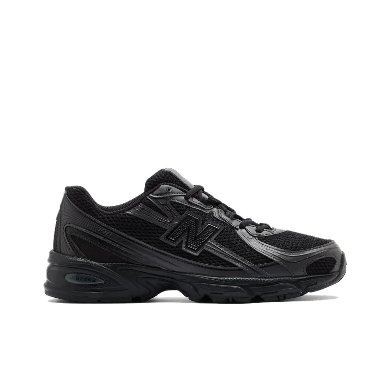 New Balance 740 Triple Black-1