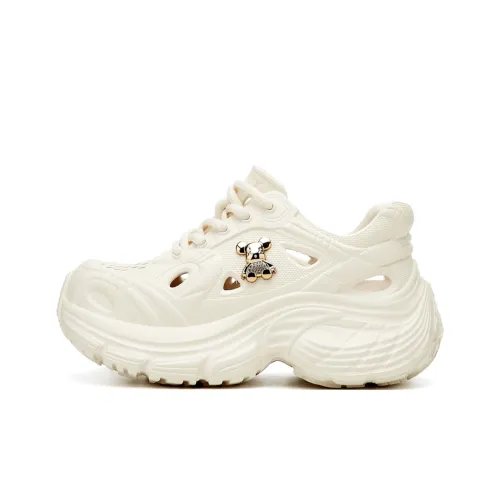 JOSINY Timeless Perforated Collection Clogs Women's