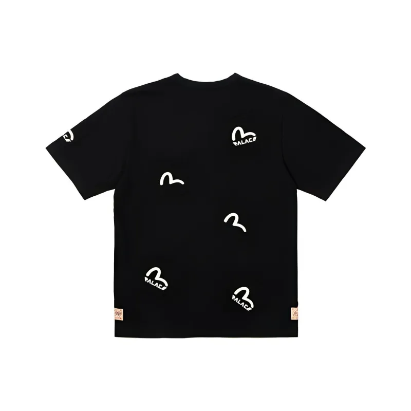 PALACE X Evisu Multi Pocket T shirt-1