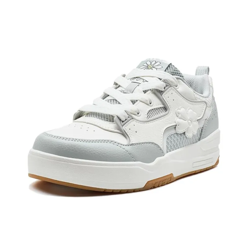 XTEP Master Of The Beast Slip Resistant And Breathable Coverage Low Top Skateboard Shoes Women's Gray White-1