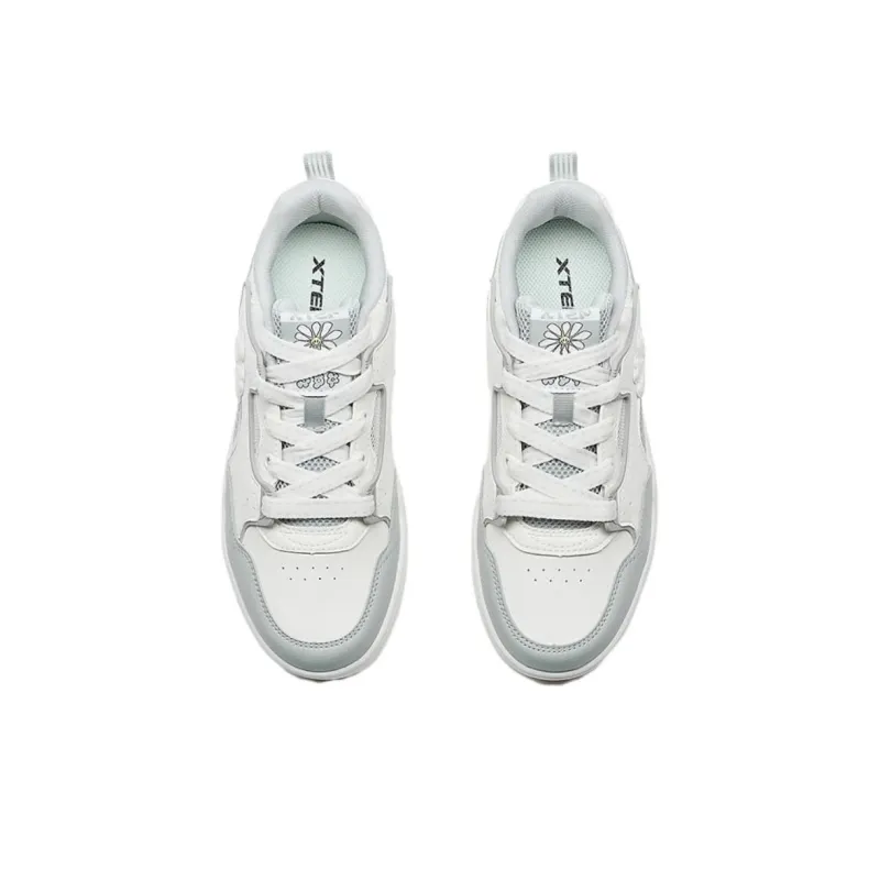 XTEP Master Of The Beast Slip Resistant And Breathable Coverage Low Top Skateboard Shoes Women's Gray White-3