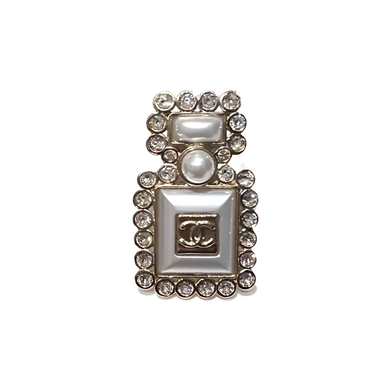 CHANEL 22c Early Spring Brooches Unisex Gold-0